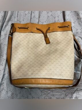 Gucci-Style Cream and Tan Bucket Shoulder Bag